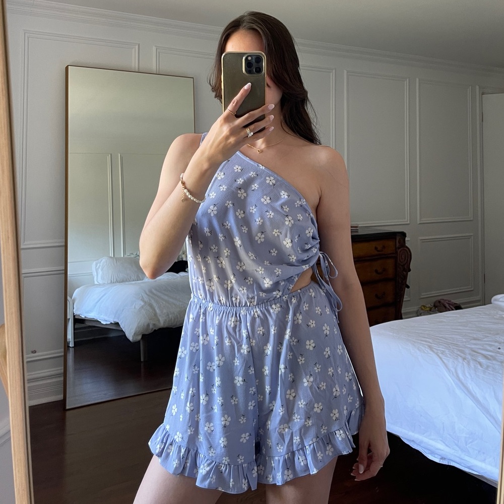 Floral Print Cutout Romper